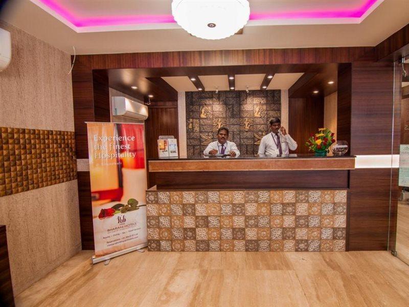 斯里布哈拉尼酒店 蒂鲁内尔维利 外观 照片