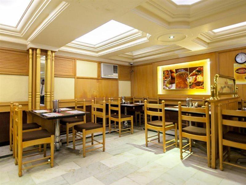 斯里布哈拉尼酒店 蒂鲁内尔维利 外观 照片